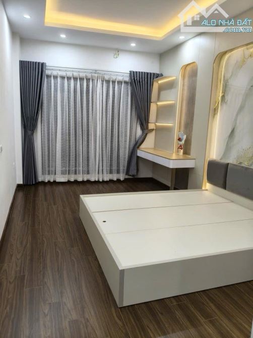 BÁN NHÀ HỒ TÙNG MẬU - NGÕ RỘNG - FULL NỘI THẤT - 33/38M2 - 5 TẦNG - 7.5 TỶ - 3