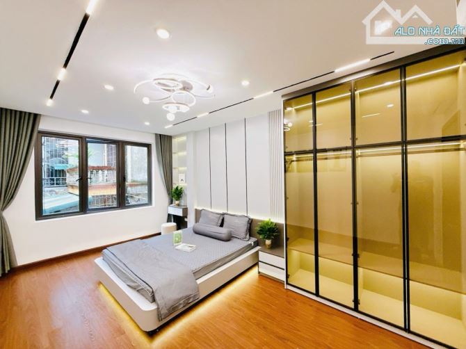 VŨ TRỌNG PHỤNG -TRƯỚC NHÀ RỘNG 4m - NHÀ ĐẸP FULL NỘI THẤT - 3