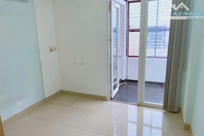 Bán nhà Bành Văn Trân Phường 7 Tân Bình, 29 m² 2 Tầng ,gần mặt tiền - Giá 4.4 tỷ TL - 3