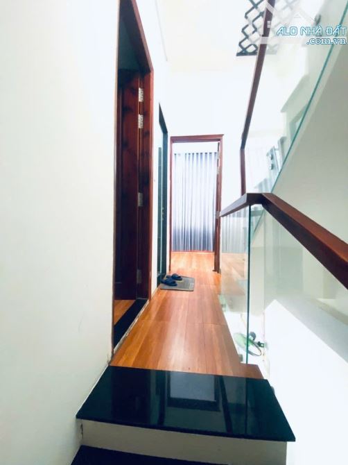 NHÀ ĐẸP LÊ ĐỨC THỌ NGAY CẦU TRƯỜNG ĐẠI  HẺM Ô TÔ THÔNG THOÁNG - 3
