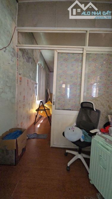 🔥 Nhà 3 tầng kiệt Triệu Nữ Vương . Hải Châu - Diện tích : 40m2 , hướng tây . - 3
