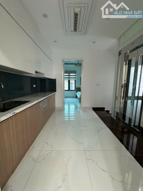 BÁN TOÀ NHÀ 7 TẦNG THANG MÁY HOÀNG QUỐC VIỆT, 2 MẶT NGÕ Ô TÔ, 25.2 TỶ - 3