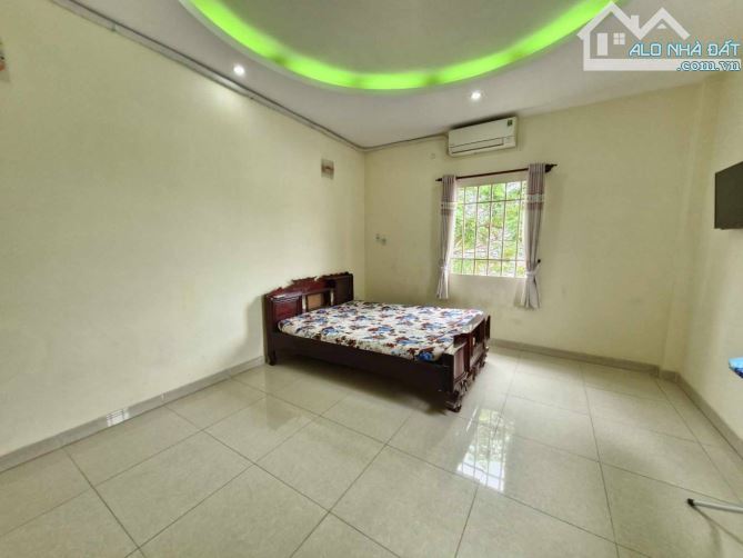 NHÀ 3 TẦNG  TRUNG TÂM LINH CHIỂU – OTO NGỦ TRONG NHÀ – GIÁ CHỈ 7.5 TỶ - 3