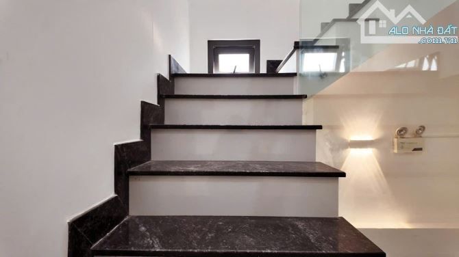 CHDV 4 TẦNG ,DÒNG TIỀN KHỦNG 960TR/NĂM ,265M2 FULL THỔ,QUẬN 9 ,CHỈ 19.X TỶ - 3