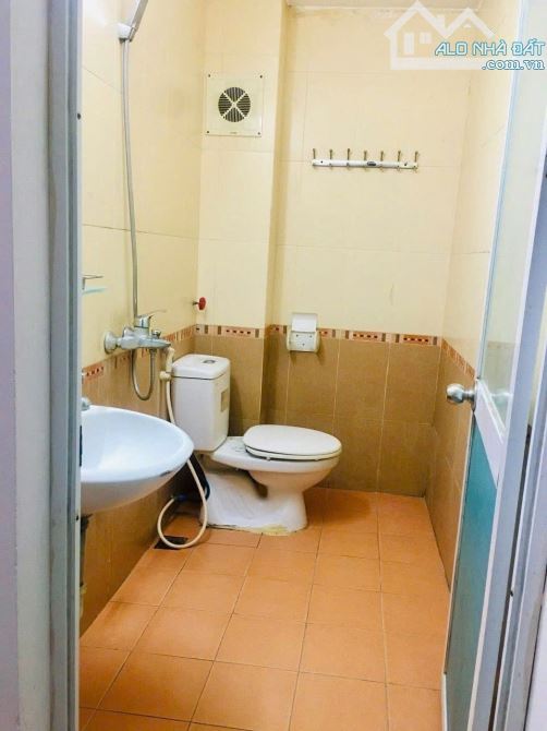 Cho thuê nhà ngõ Kim Giang, 4 tầng x 42m2m 4 ngủ, 3 WC, 12 Triệu - 3