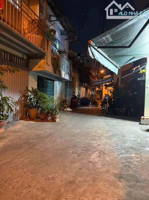 Nhà Hẻm Tân Hoá - 4,5 x 11M - 4,65 Tỷ - Giáp Q11 - 3