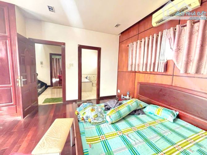 BIỆT THỰ 4 TẦNG, MẶT TIỀN ĐƯỜNG, P. HIỆP PHÚ, QUẬN 9 - 3