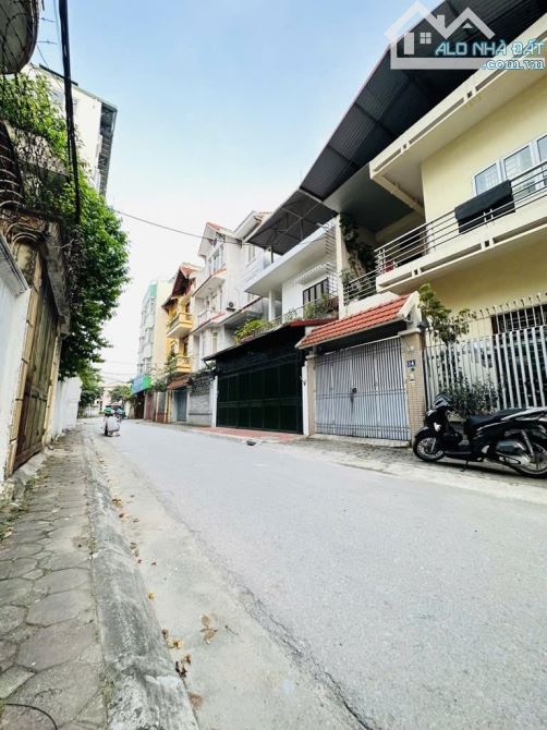 🔥BÁN ĐẤT TẶNG NHÀ NGUYỄN SƠN LONG BIÊN – ÔTÔ TRÁNH – MT 7.6M – GIÁ TỐT🔥 - 3