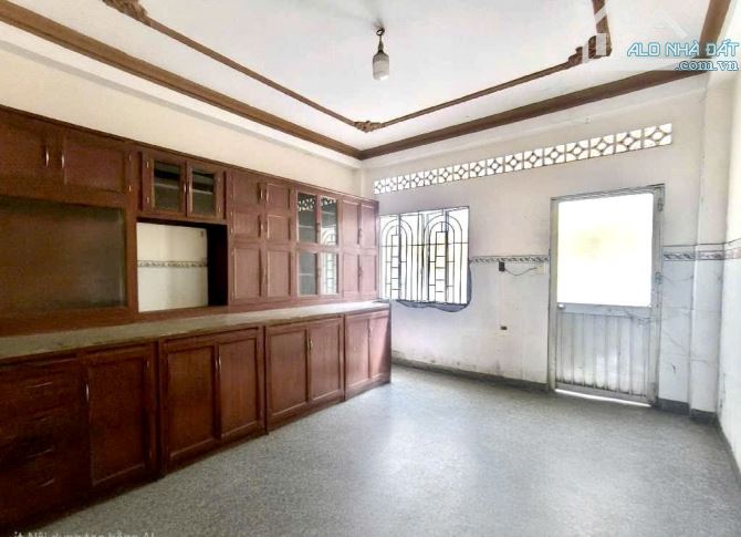 Sát mặt tiền Nguyễn Oanh - Hẻm xe hơi vào nhà- 68m2- 3 Tầng 3PN- Hơn 6tỷ - 3