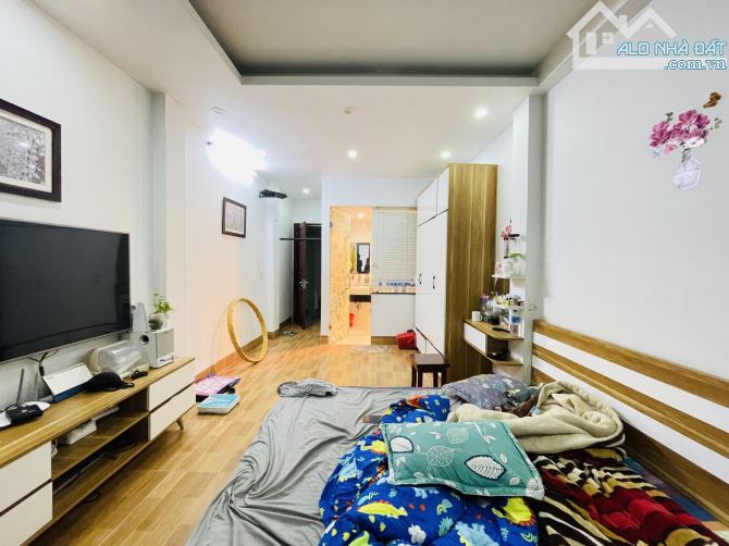 THANH NHÀN , 33M² x 5T DÂN XÂY , Ở NGAY , 3 GÁC ĐỖ CỬA , 20M RA Ô TÔ , 6,9 TỶ - 3