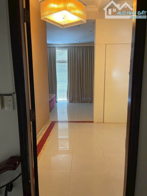 Bán nhà hẻm xe hơi quận 3,Lê Văn Sỹ, 3 Tầng,68m2, nở hậu 5.8m, cho thuê 380tr/năm, 13 Tỷ - 3