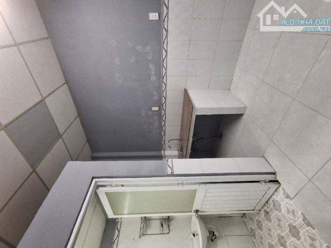 💥 Dãy Trọ 2 Tầng Dòng Tiền Ổn Định - Hẻm Xe Hơi Tránh - 80m2 - Ngang To 7.35m - Chỉ 6.X T - 3