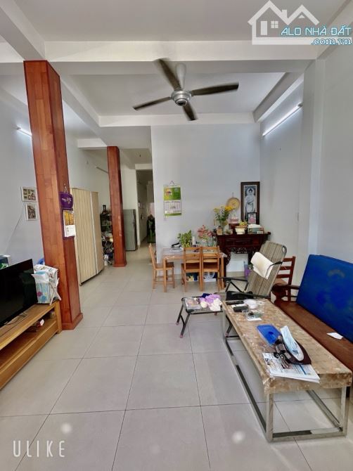 Bán Nhà Quận 7 Huỳnh Tấn Phát - Nhà 2 Tầng - 84.2m2 Đất KDC Hiện Hữu, Ngang 5.5m bề thế - 3