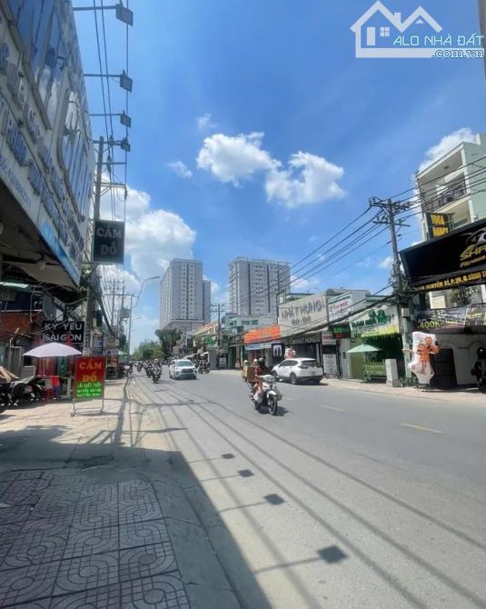 MẶT TIỀN LÔ GÓC NGUYỄN XÍ, BÌNH THẠNH: Đang cho Highlands Thuê, DT 115m², Giá Chỉ 24.7 Tỷ! - 3