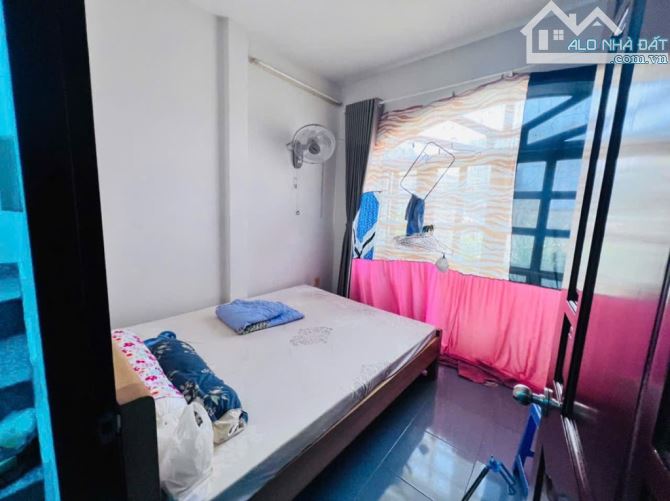 Nhà 3 tầng FULL nội thất Cách mạng Tháng 8, Tân Bình - 3
