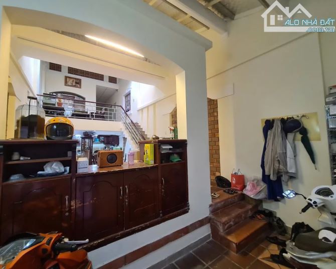 Bán Gấp Nhà 3 Mặt Tiền Hẻm Thành Thái, Quận 10: DT 122m², Chỉ Còn 17 Tỷ Thương Lượng Mạnh! - 3