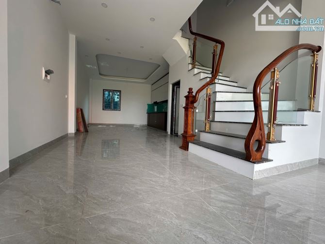 CƠ HỘI VÀNG SỞ HỮU NHÀ 3 TẦNG MỚI ĐẸP – NGÕ NÔNG-GẦN NHÀ HỒ ĐIỀU HÒA- GẦN CHỢ  -VÀI BƯỚC C - 3
