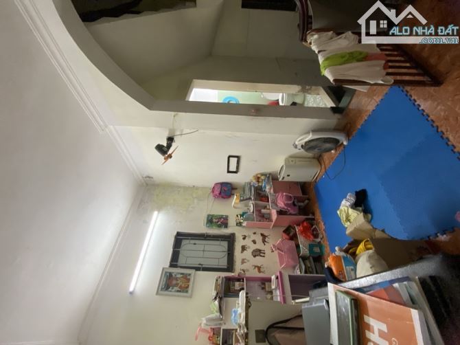 LA PHÙ NHÀ PHÂN LÔ 3 TẦNG DÂN XÂY – Ô TÔ ĐỖ CỬA – NGÕ THÔNG – LÔ GÓC 31MX3T GIÁ 2,X TỶ - 3