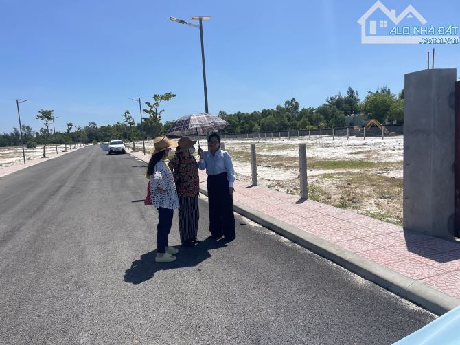 Cần Bán 250m2 Đất Ở Hoàn Toàn Đường Nhựa 7,5m KDC Bình Giang Thăng Bình Cách KCN 1km - 3