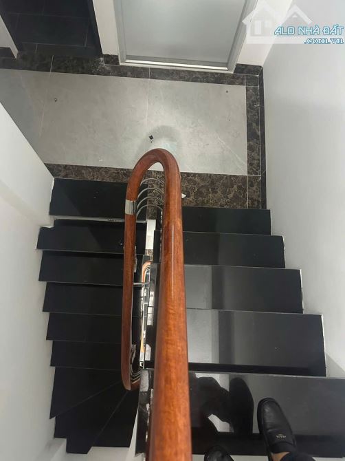MẶT PHỐ VƯƠNG THỪA VŨ – LÔ GÓC – 8 TẦNG THÔNG SÀN – MẶT TIỀN 15M – VỈA HÈ ĐÁ BÓNG – TÒA NH - 3