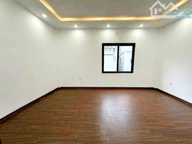 BÁN NHÀ KIM MÃ-32m² × 5T, mt 5m, Ngõ nông, ở ngay — 6.2 tỷ — SỔ ĐỎ CHÍNH CHỦ - 3