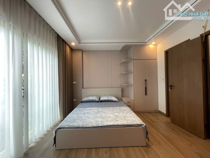 Siêu phẩm duy nhất Việt Hưng 35m,6 tầng,ngõ thông,ô tô đỗ cổng,full nội thất, nhỉnh 6 tỷ - 3