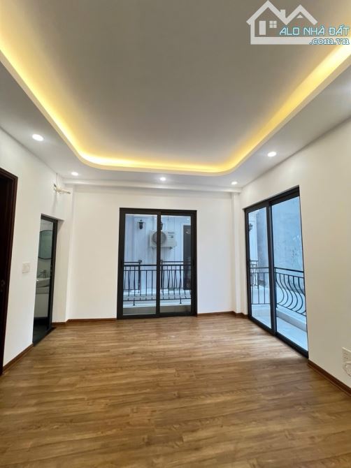🏠 Xuân Đỉnh, 39m2 nhỉnh 8 tỷ, mới koong, ô tô đỗ cửa, sát mặt phố, hàng xóm Ciputra - 3