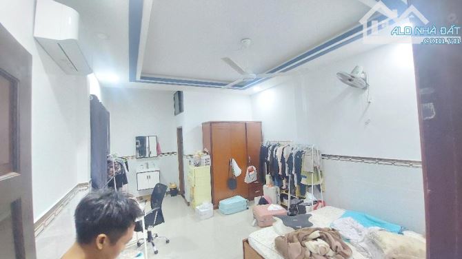 Hòa Bình Tân Phú 73.9m² – ngang 6m - hẻm 4m thông – Giá 6.4 tỷ - 3