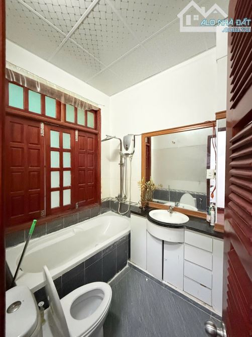NHÀ 3 TẦNG HÀ HUY GIÁP CHỈ NHỈNH 7 TỶ NGAY TT HOÀ CƯỜNG, CẠNH 3 TRƯỜNG ĐH LỚN - 3