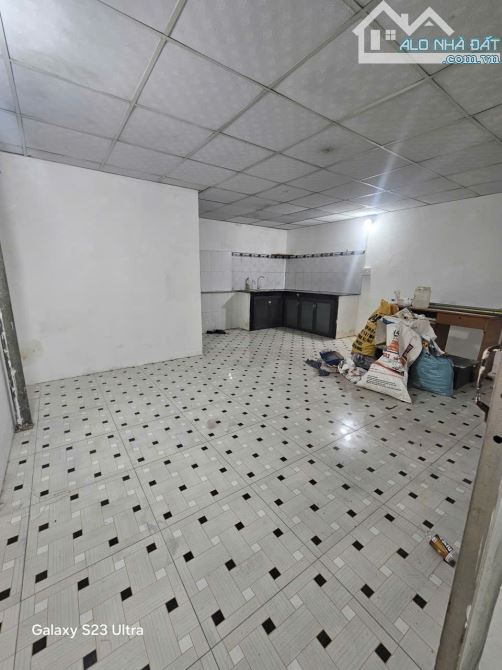 Bán nhà 2 Tầng Tân Đông Hiệp,SHR đường 2 xe hơi,giá rẻ,gần chợ Tân Bình - 3