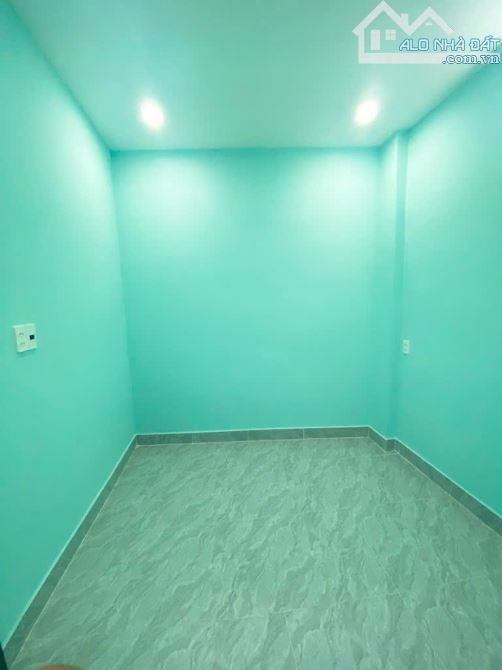SIÊU PHẨM  40m²  Huỳnh Tấn Phát  Quận 7 - Vị Trí Đẹp, Tiện Ích Vượt Trội - Giá Tốt Nhất - 3
