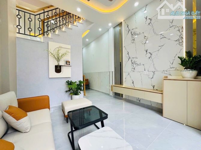Bán Gấp Căn Nhà Mới Xinh Ngất Ngây full nội thất Gần Emart, sân Bay Giá Chưa Tới 4Đ - 3