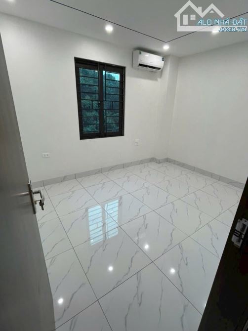 Bán căn nhà 6phòng ngủ 42m2 giá chỉ 3,4ty. Nhà ở an khánh - 3