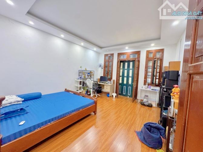 MẶT PHỐ KIM HOA - VỈA HÈ RỘNG - Ô TÔ TRÁNH  KINH DOANH ĐỈNH - SỔ NỞ HẬU - 70M CHỈ HƠN 25T - 3