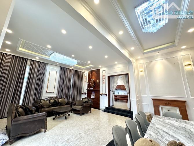 BIỆT THỰ  3 LẦU VIP HỒ BƠI  427M2❤️💫MẶT TIỀN ĐƯỜNG - TAM PHÚ, THỦ ĐỨC ⚡️ -CHỈ  43 TỶ TL - 3