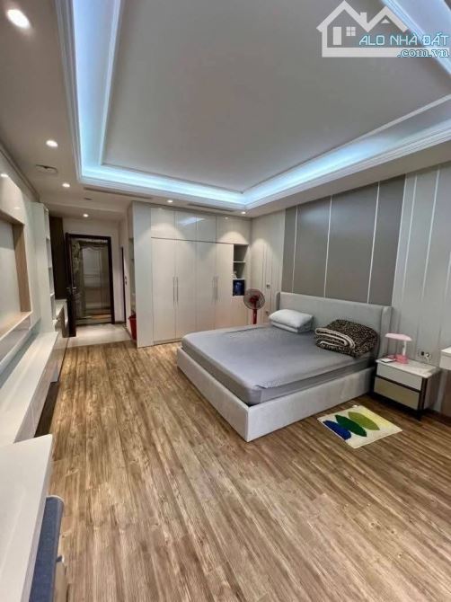 BÁN NHÀ LÔ GÓC NGUYỄN VĂN HUYÊN- Ô TÔ, CÁCH PHỐ 30M- 66M2, MẶT TIỀN 5M, 4 TẦNG_ GIÁ 15 TỶ - 3