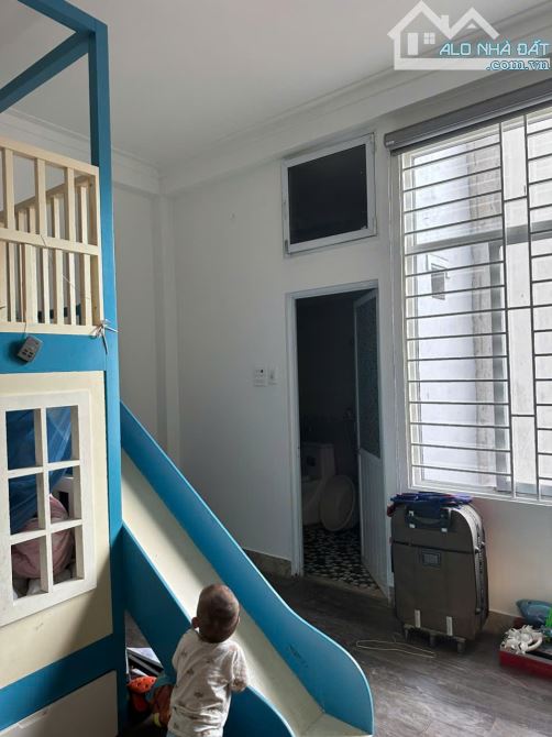 Cho thuê nhà nguyên căn đầy đủ nội thất tại ngõ 333 Xuân Đỉnh, Bắc Từ Liêm. DT 37m x 5 - 3