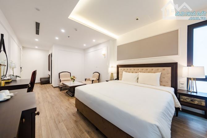 Chủ Vay Bank 80 Tỷ- Khách sạn Nguyễn Hữu Thọ 423m2,11 tầng, MT 15m- 218 tỷ- CT 1.6 tỷ/th - 4
