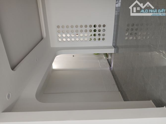 NHÀ ĐẸP HXH, NGANG 5,6M, ĐÔNG THẠNH 3 GẦN CHỢ ĐÔNG THẠNH, HÓC MÔN, CHỈ 3,99 TỶ - 4