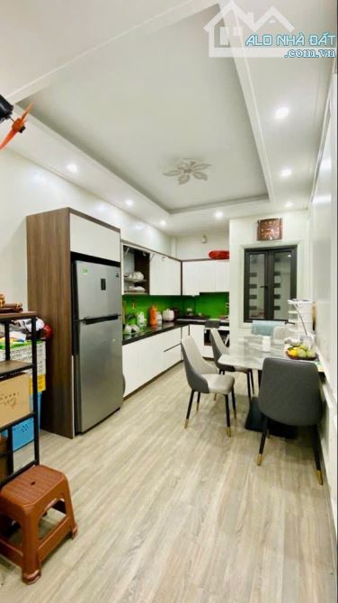 Siêu hót Nhà Tây Hồ Chính chủ 2 bác có tuổi muốn bán nhà mộc nguyên căn 32m, MT.3.6, 4 - 4
