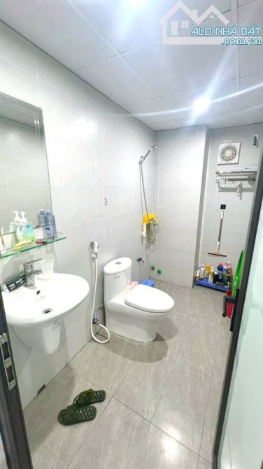🏡 BÁN GẤP 3 TẦNG DÂN XÂY, NGAY VÀNH ĐAI 3.5 VÀ KĐT HINODE - GIÁ 4.5 TỶ - 4
