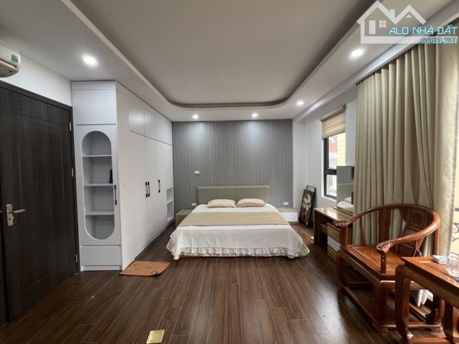 Bán nhà phố Định Công , lô góc  , ô tô vào , thang máy , kD . DT 50M x7Tx 15,8 Tỷ - 4
