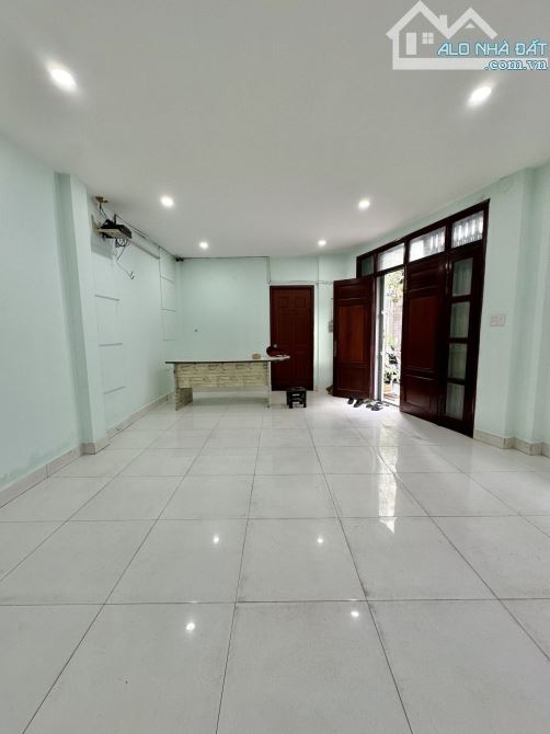 MẶT TIỀN NGUYỄN NGỌC LỘC  Q10 - NGAY TRƯỜNG QUỐC TẾ VIỆT ÚC - 80M2 - 2 TẦNG CHỈ 7.9 TỶ - 4
