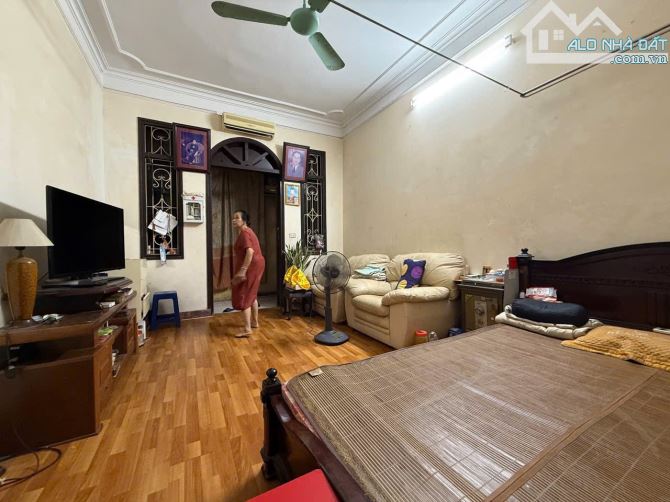 PHÂN LÔ, OTO TRÁNH, KHU VỰC HIẾM NHÀ BÁN, CHỦ TỰ XÂY, KHU VIP AO SEN, 2 MẶT NGÕ TRƯỚC SAU. - 4