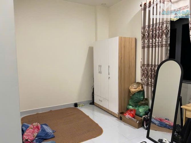 Bán gấp nhà 3 tầng mới toanh 333m2 - vị trí đẹp giá siêu rẻ chỉ 5.9 tỷ - 4