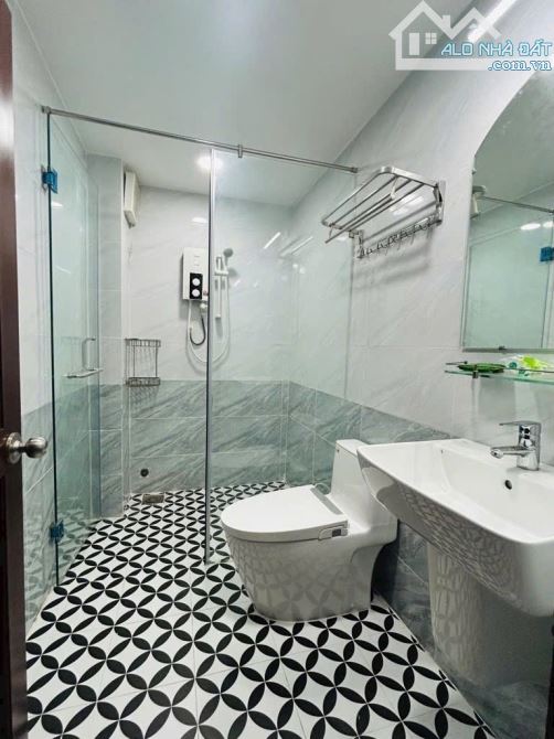 🔥BÁN GẤP MTKD - SÁT MT LÊ VĂN LƯƠNG - P.TÂN KIỂNG - 3 TẦNG - SỔ RIÊNG - HOÀN CÔNG - 4