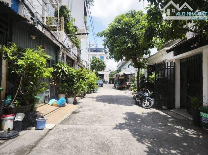 GẦN LÊ TRỌNG TẤN - BÌNH HƯNG HOÀ - GIÁP TÂN PHÚ - 4 TẦNG 5PN - HXT - NGANG 5M - 6.x TỶ - 4