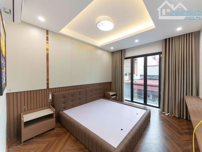 OTO 7 CHỖ ĐỖ CỬA Ngô Thi Sỹ, Hà Đông. THANG MÁY nhập khẩu, 35m Giá 9 tỷ - 4