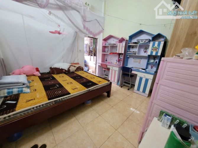 Nhà 2Tầng, dt 39m². Tổ 11 trong đê Yên Nghĩa-Hà Đông, ngay chợ tổ 11 kinh doanh sầm uất. - 4