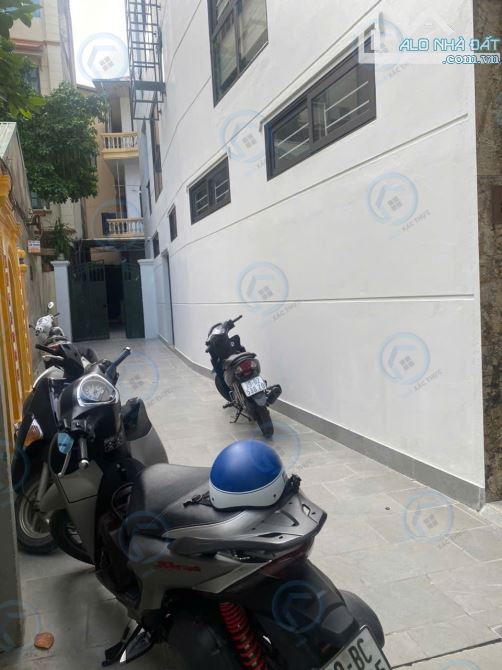 Bán nhà Trích Sài 100m2 x 9T, Lô Góc, View Hồ 41 tỷ cho thuê 135 tr/tháng - 4